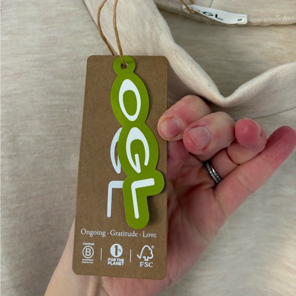 OGL NEW Heather Beige FuzzLuxe Mockneck Sleeve Warmer Top Size Medium - Picture 8 of 9